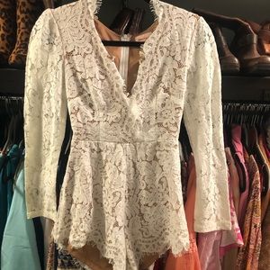 Super down lace crochet romper